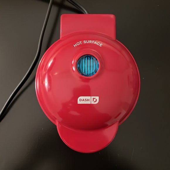 Dash Mini Waffle Maker - Picture 9 of 11